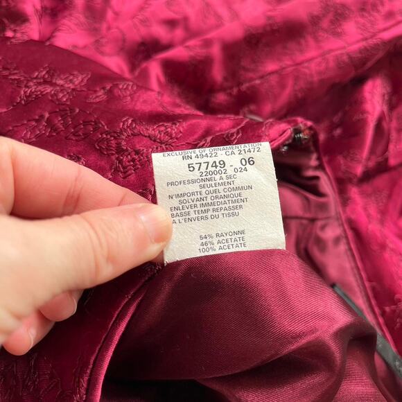 Vintage Jessica McClintock Deep Red Floral Embroidered Jacquard Strapless Gown - Picture 4 of 8